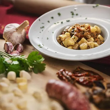 ベッド・アンド・ブレックファスト Briciola Di Sole E Ristorante