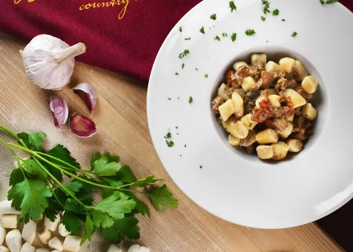 Briciola Di Sole E Ristorante Frühstückspension Borgo (Marche)