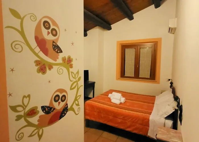 Frühstückspension Briciola Di Sole E Ristorante